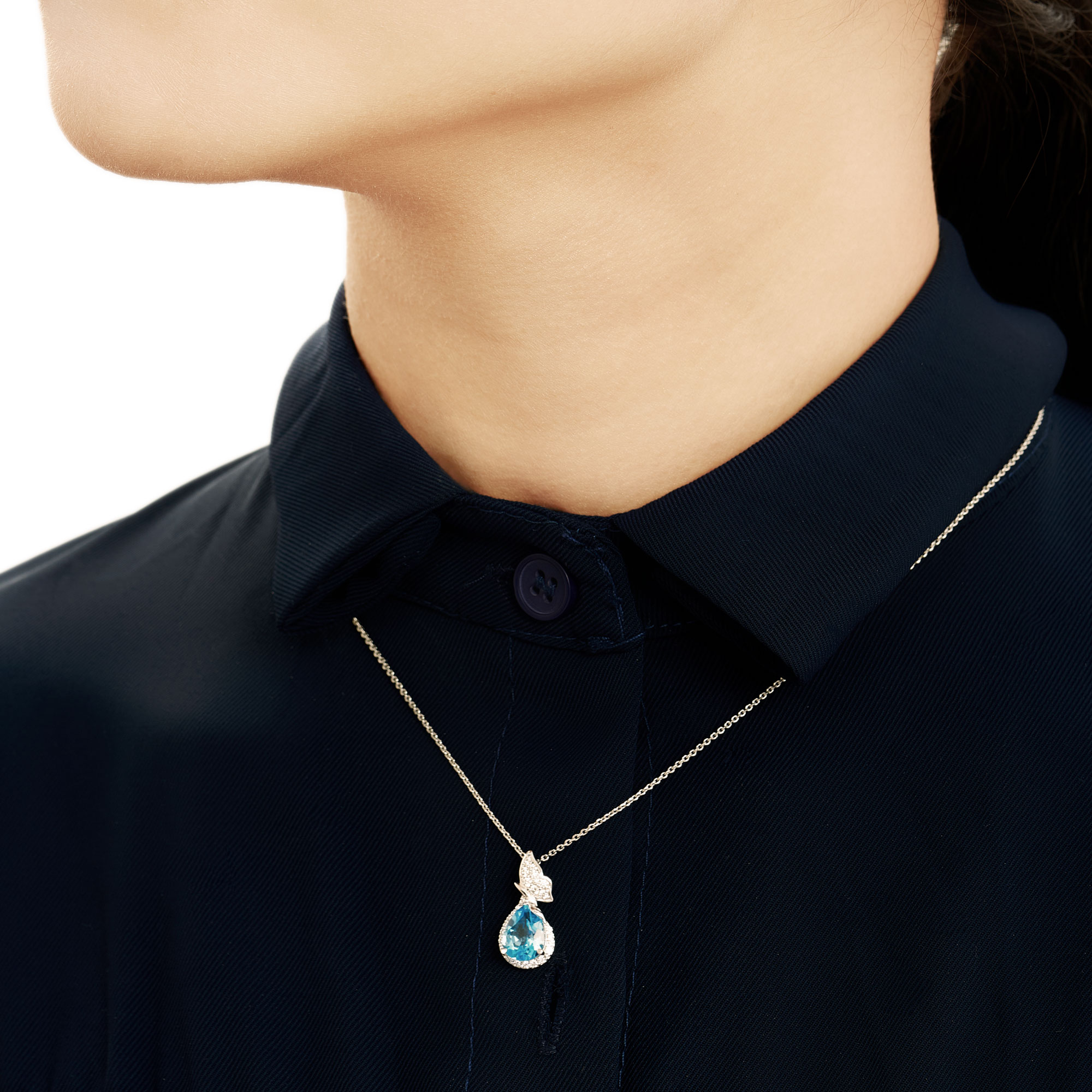 Mặt dây chuyền Vàng trắng 58,5% (14K) đính đá Topaz PNJ Nụ Tầm Xuân